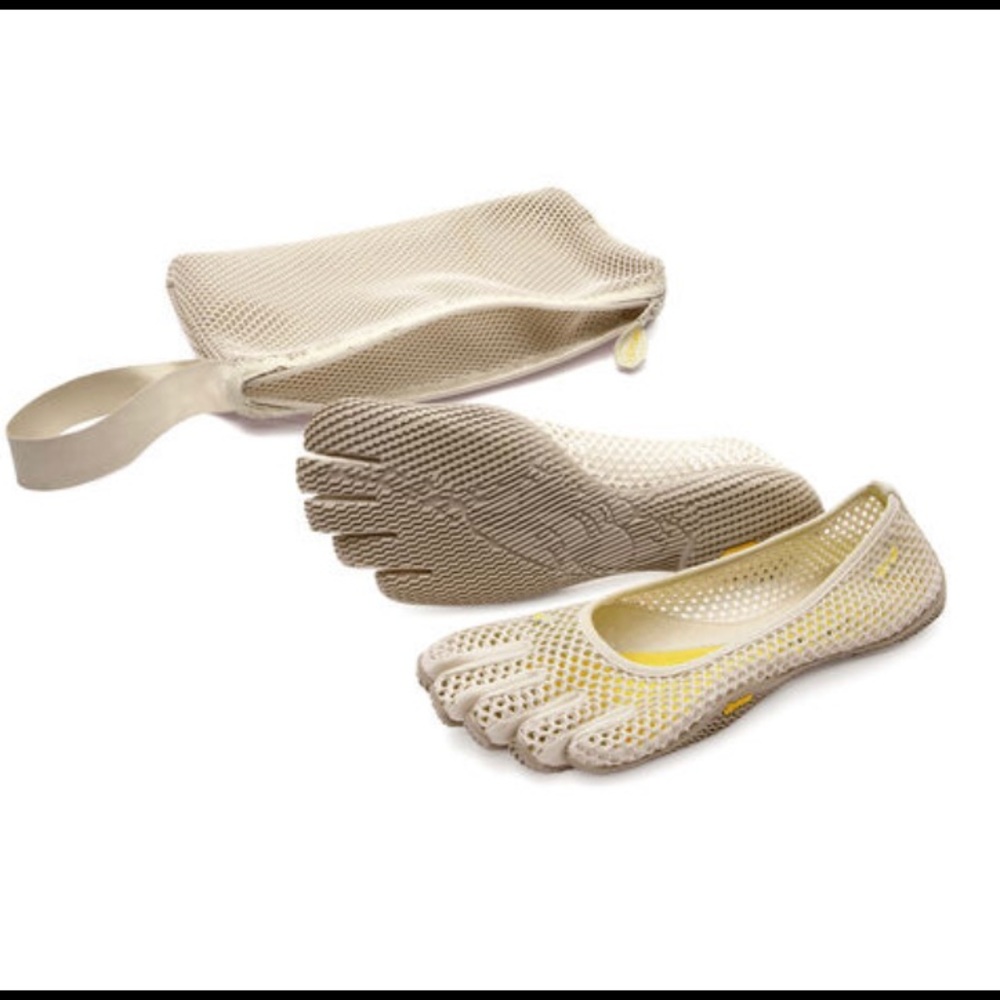 Vibrant Five Fingers Water Shoes
